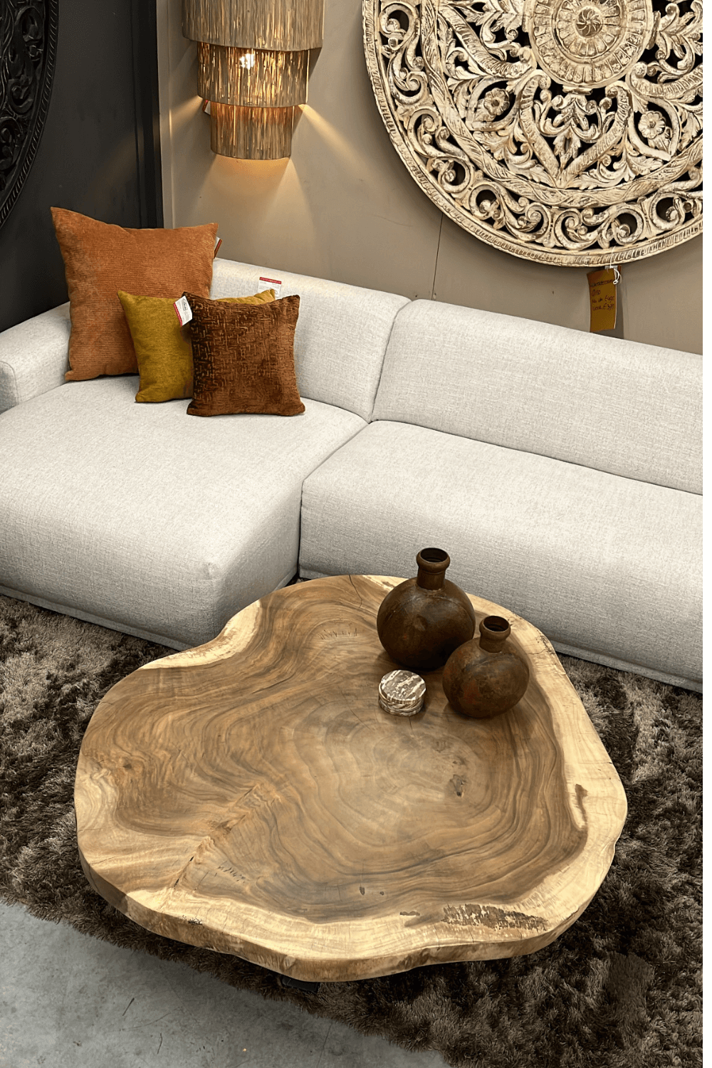 Boomstam salontafel suar hout groot en laag 125x110x38 cm