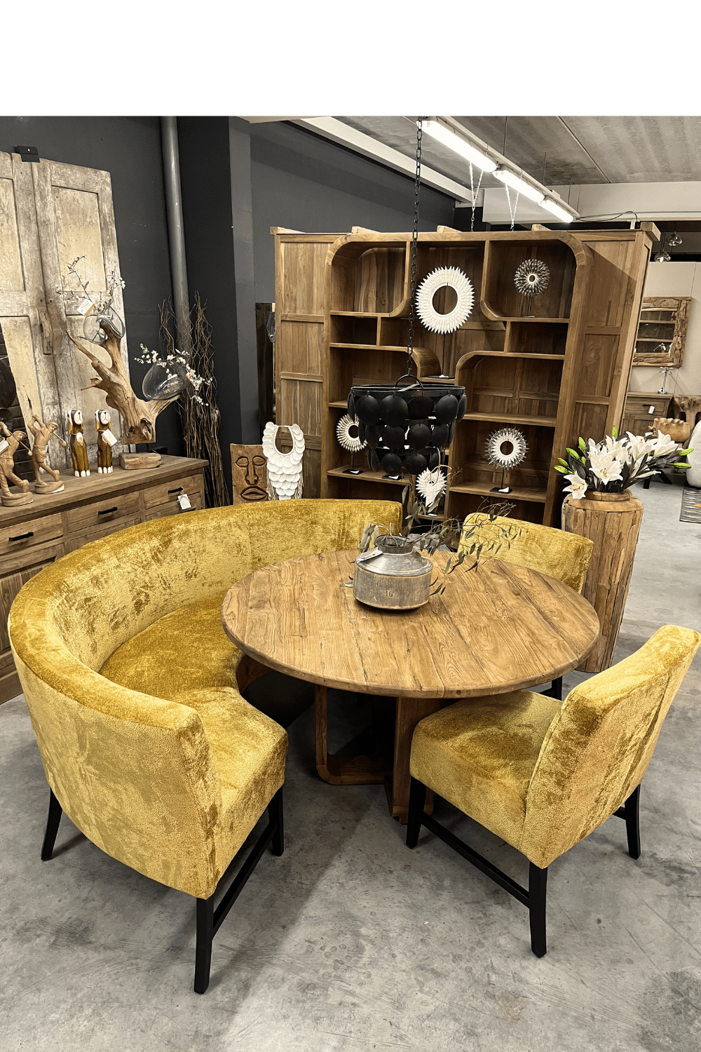 Gezellig ronde eetkamer bank Gezellig ronde eetkamer bank