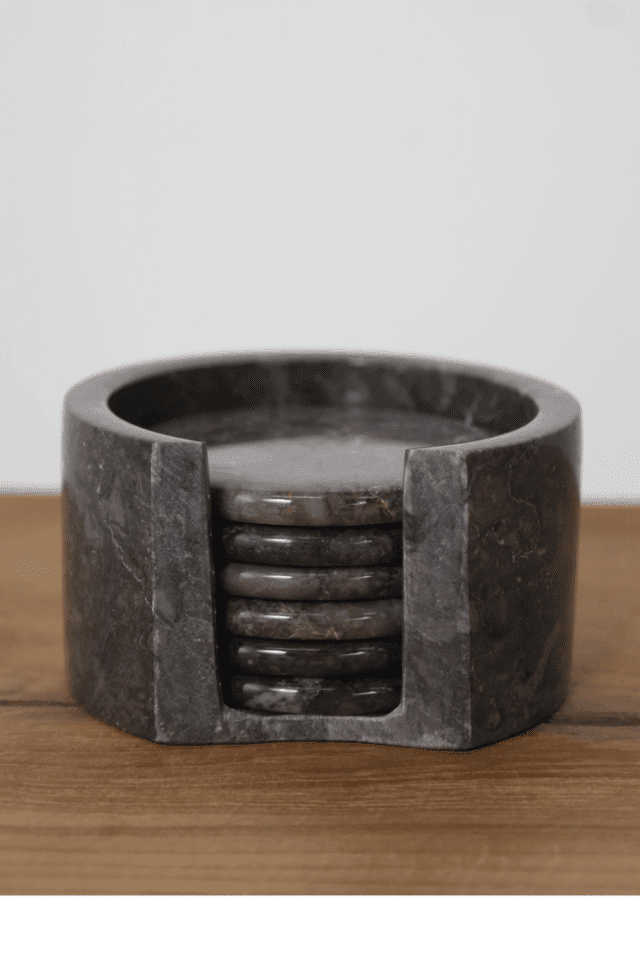 Donker grijze marmere onderzetters met houder