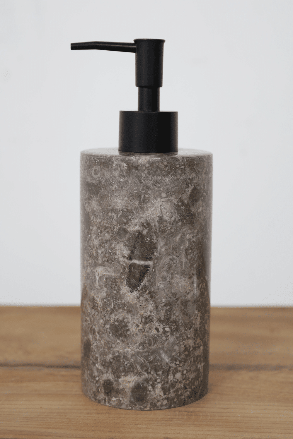 Grijs marmer zeeppompje