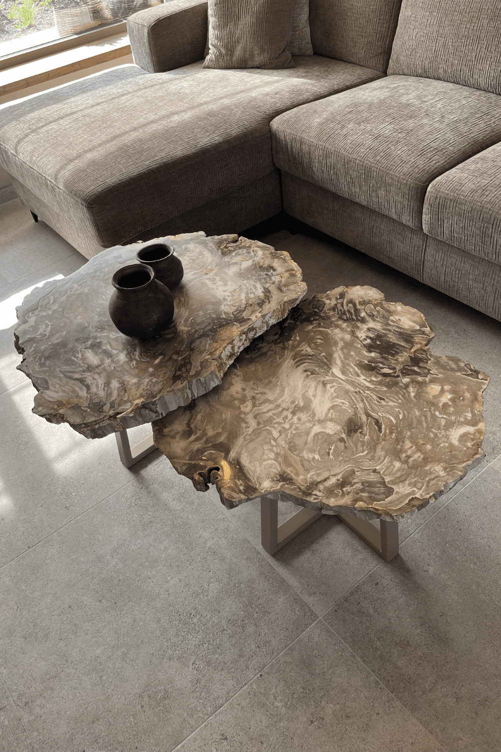 Versteend houten salontafel set met beige poot