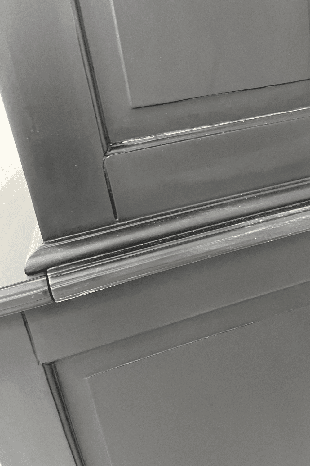 Zwarte vitrinekast buffetkast met glas en schuifdeuren 150x54x220 cm