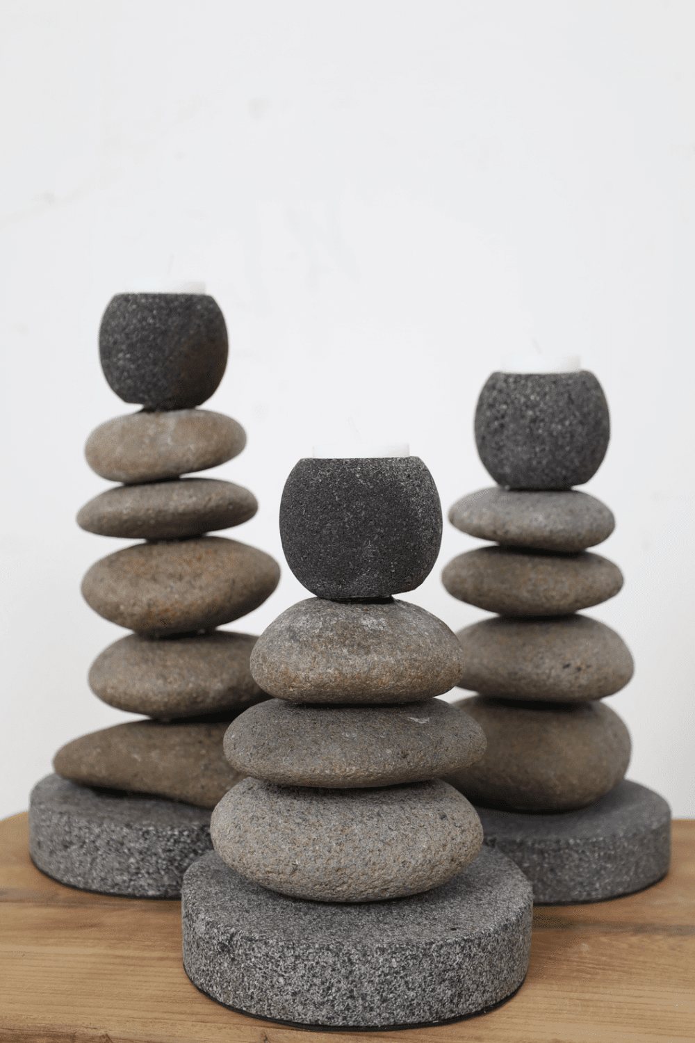 Set van 3 rivierkei kaarthouder stenen kandelaren