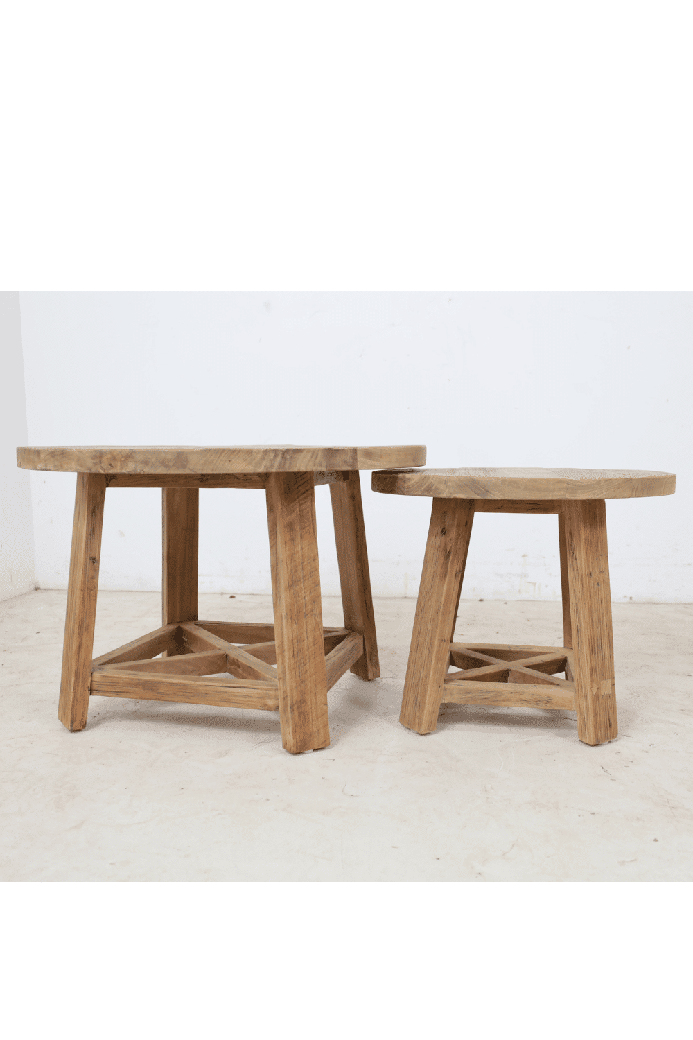 set van 2 ronde houten salontafels 50 cm en 70 cm teak hout rural