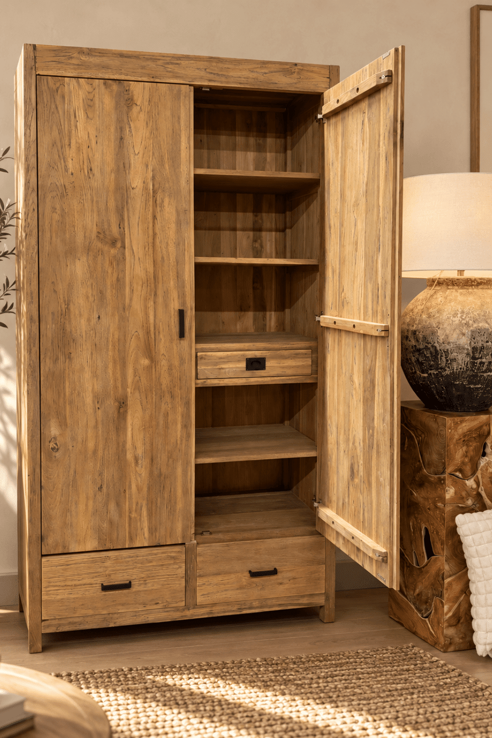 teak houten opbergkast met 2 deuren en 4 lades 110x50x210 cm Brc 71 teak houten opbergkast met 2 deuren en 4 lades 110x50x210 cm Brc 71