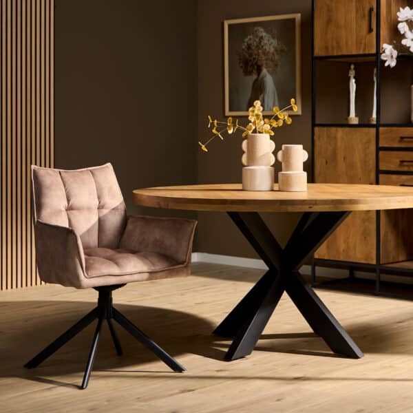 draaibare eetkamerstoel lichtbruin beige warm en makkelijk afneembare stof