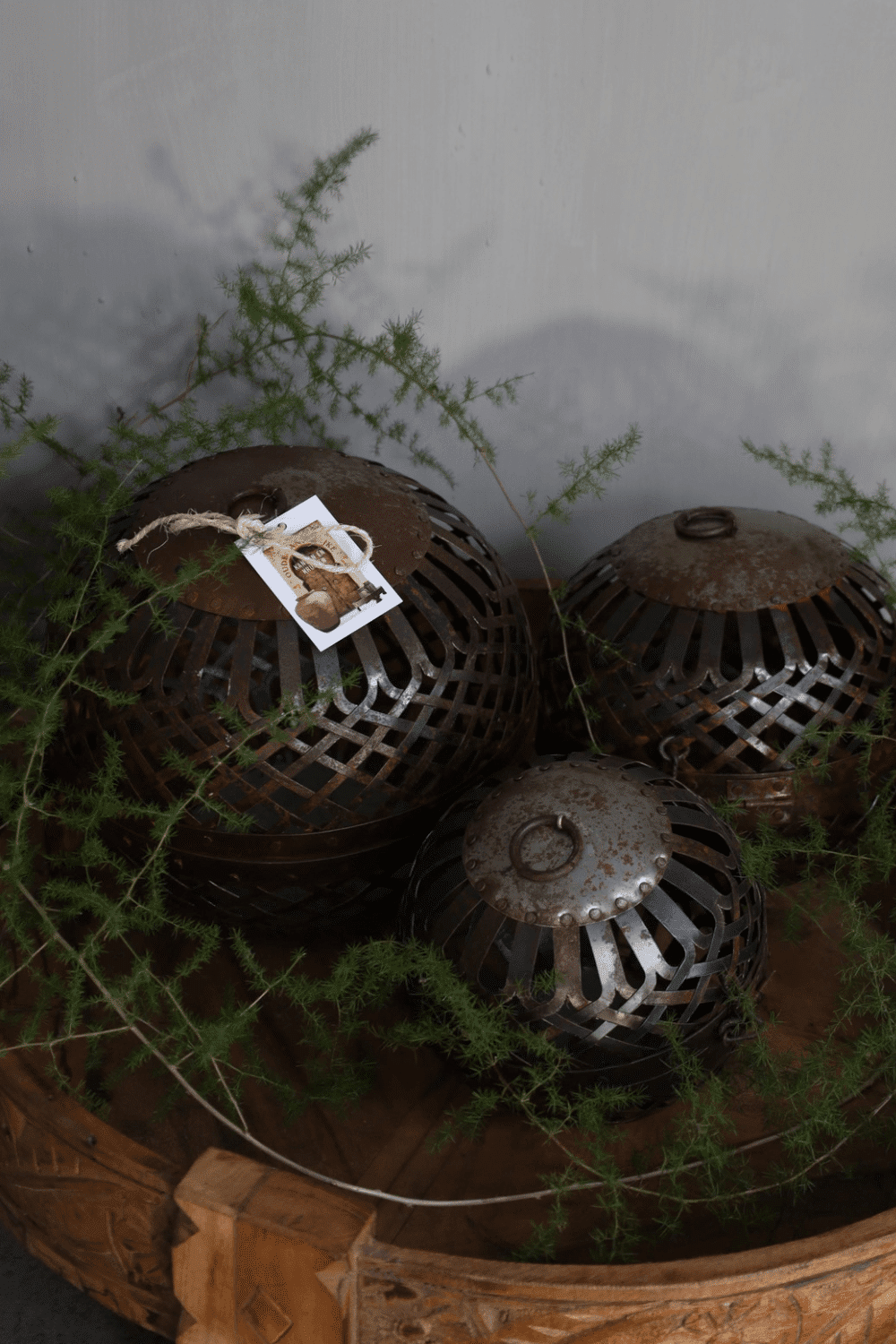 Set van 3 decoratieve roestballen