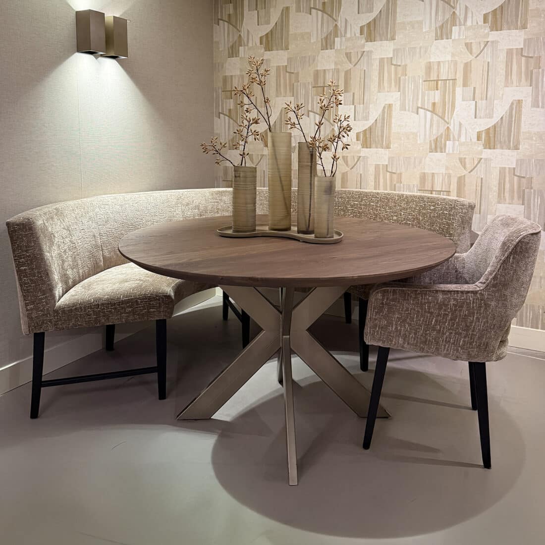 Eettafel Silvia Rookkleur