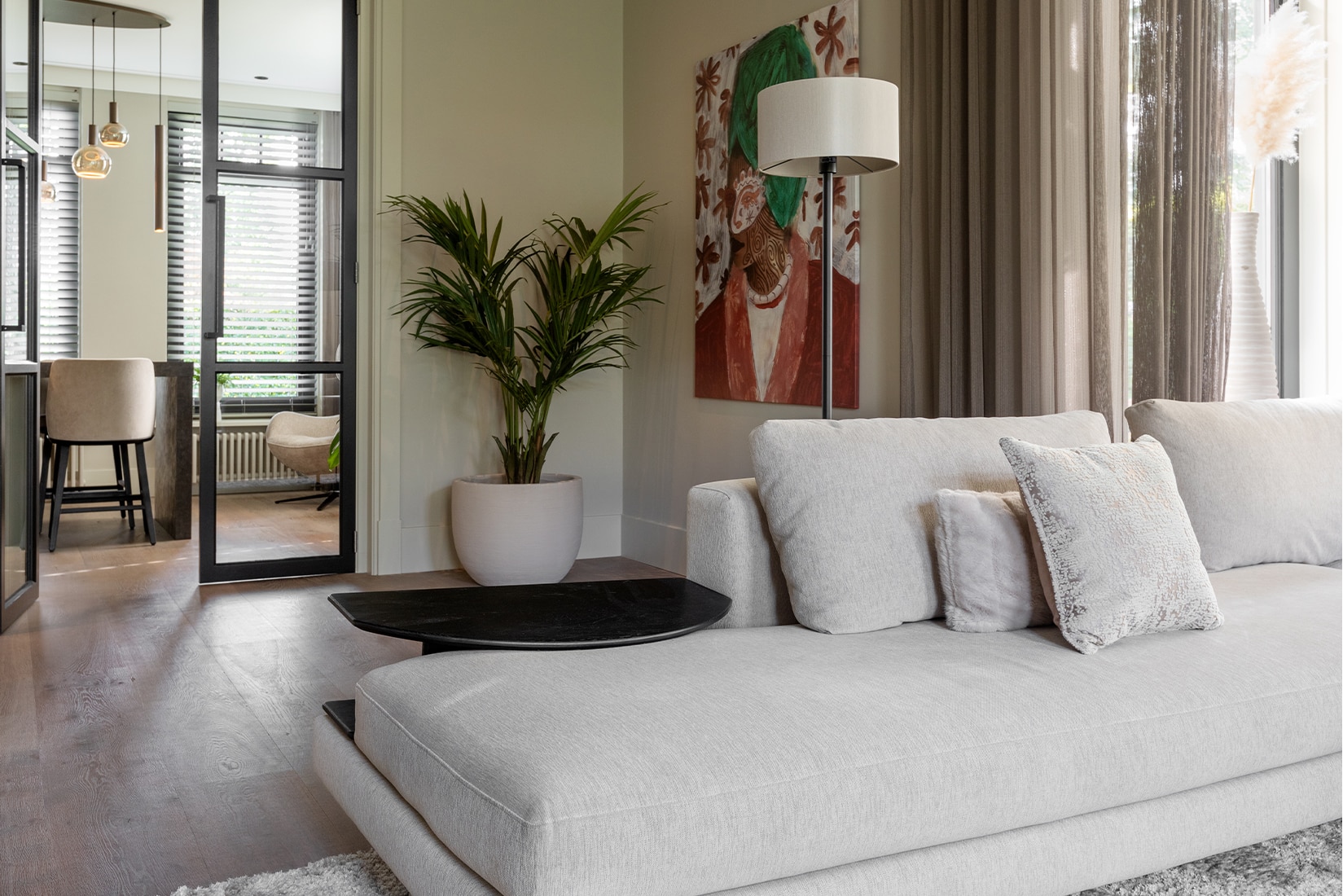 Binnenkijken bij: 'Waar een warm interieur centraal staat' Eigenstijl Wonen