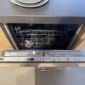 Showroomkeuken In Eiken Zand Met Betonlook Werkblad Showroomkeuken In Eiken Zand Met Betonlook Werkblad