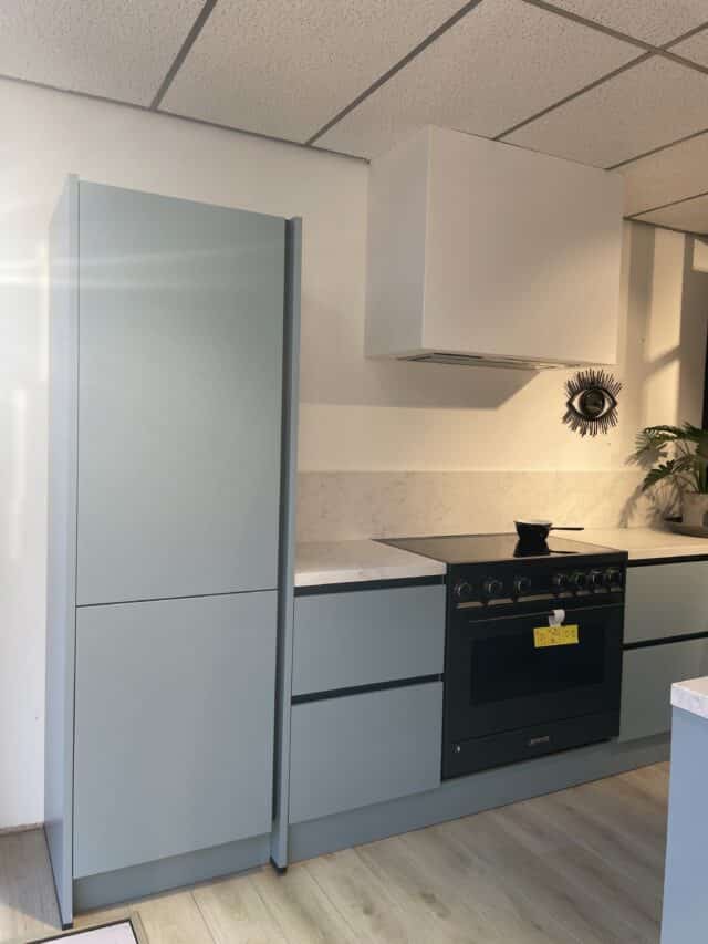 Showroomkeuken Ceres Antiekgroen Gelakt