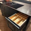 Showroomkeuken Berkley Robijnrood Amp Oceaan