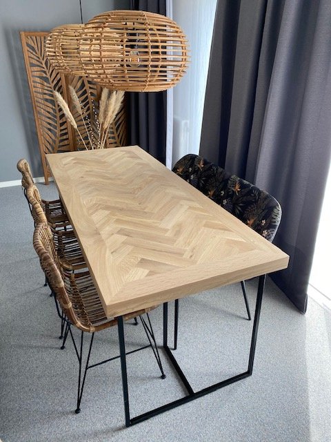 Herringbone oak table with base