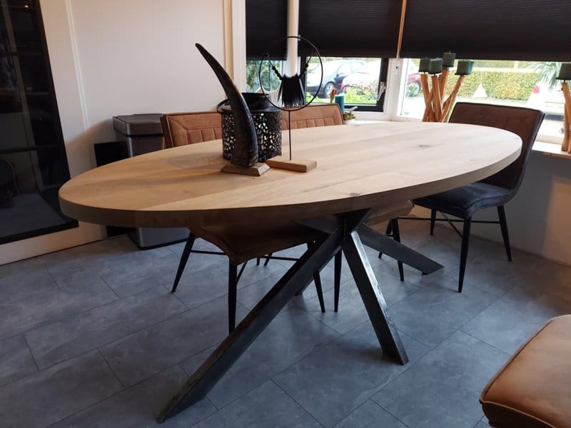 Oval oak table Obra Matrix