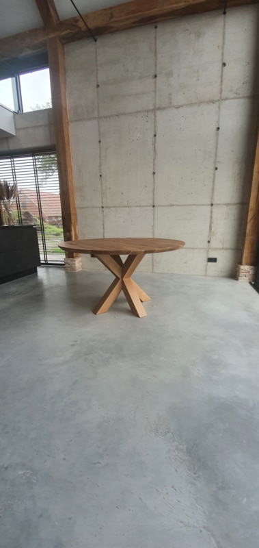 round oak herringbone dining table matrix frame oak