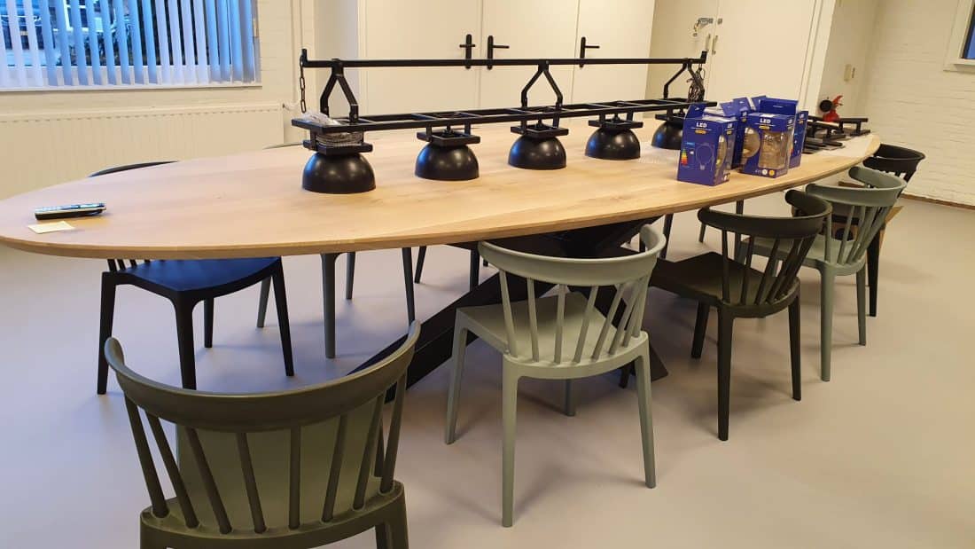 Eiken Ovale Tafel Obra Matrix