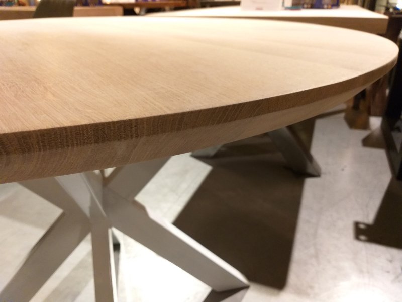 Salontafel Krobia enkelstuk 4 cm dik verjongde rand Salontafel Krobia enkelstuk 4 cm dik verjongde rand