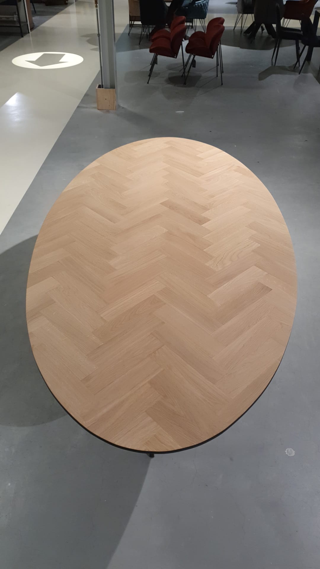 Trp Post Container Data Trp Post ID 39889 Oak Oval Herringbone Table Milin L Trp Post Container
