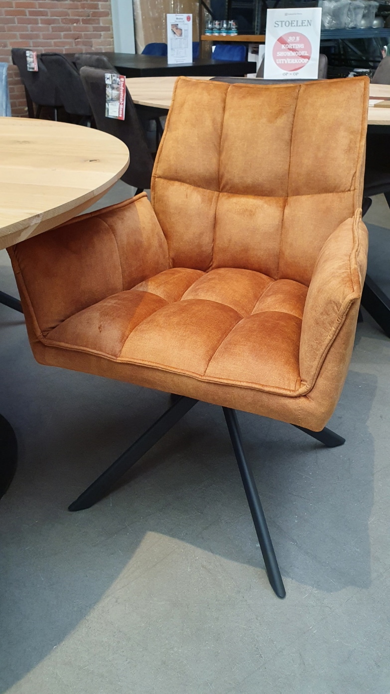 Lucas Swivel Chair Adore Gold 2 Chairs