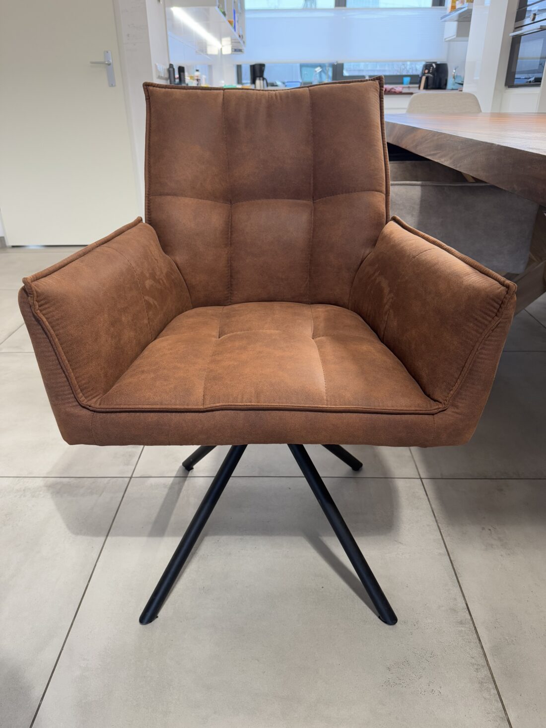 Lucas draaistoel cognac eco-leather