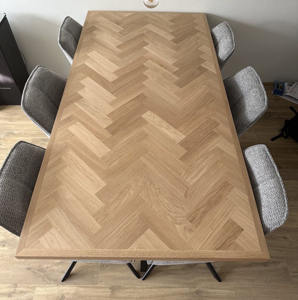 mosina herringbone oak table 200 x 100 x 4cm with thin edge with matrix base 8x4cm with black coating