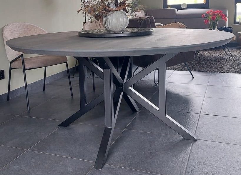 Rowy round oak table 160x4cm with 1x45 tapered edge color shell gray c16 with base matrix thin 5x5cm with black coating