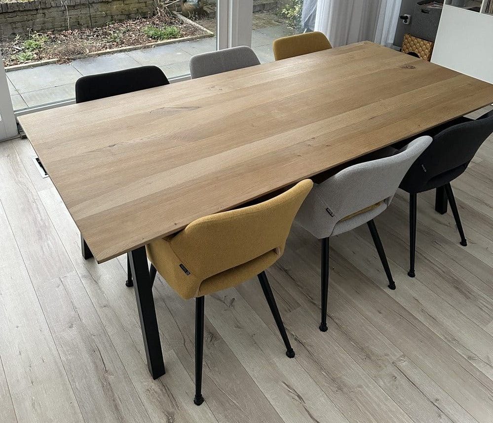 Kulin oak table 200 x 100 x 4cm with 1x45 degree tapered edge with A base 5x5cm with black coating