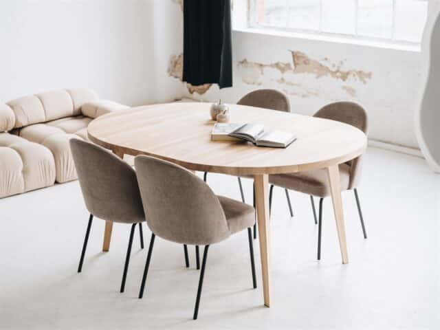 ronde Uitschuifbare eiken tafel 1