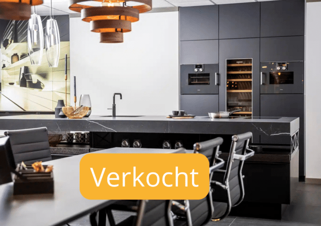 Zwarte Poggenpohl Keuken