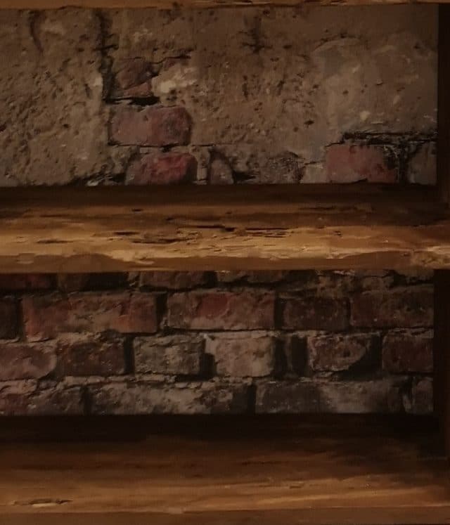 Boekenkast Oud En Doorleefd Hout