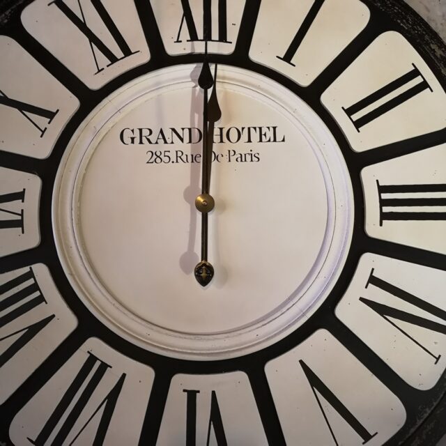 Hotel Wand Klok 80cm Art 24 9122