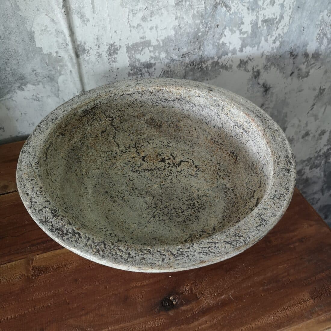 Grijze Ronde Aardewerk Schaal 30cm