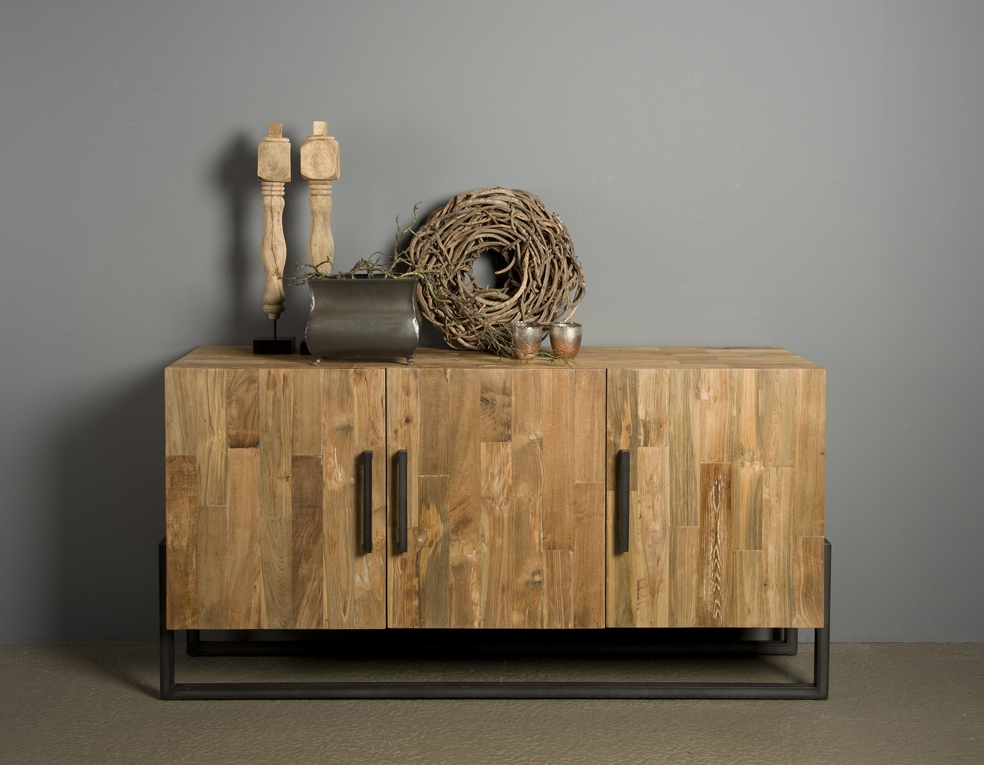 Dressoir Potenza 166x45x85 cm oud teak