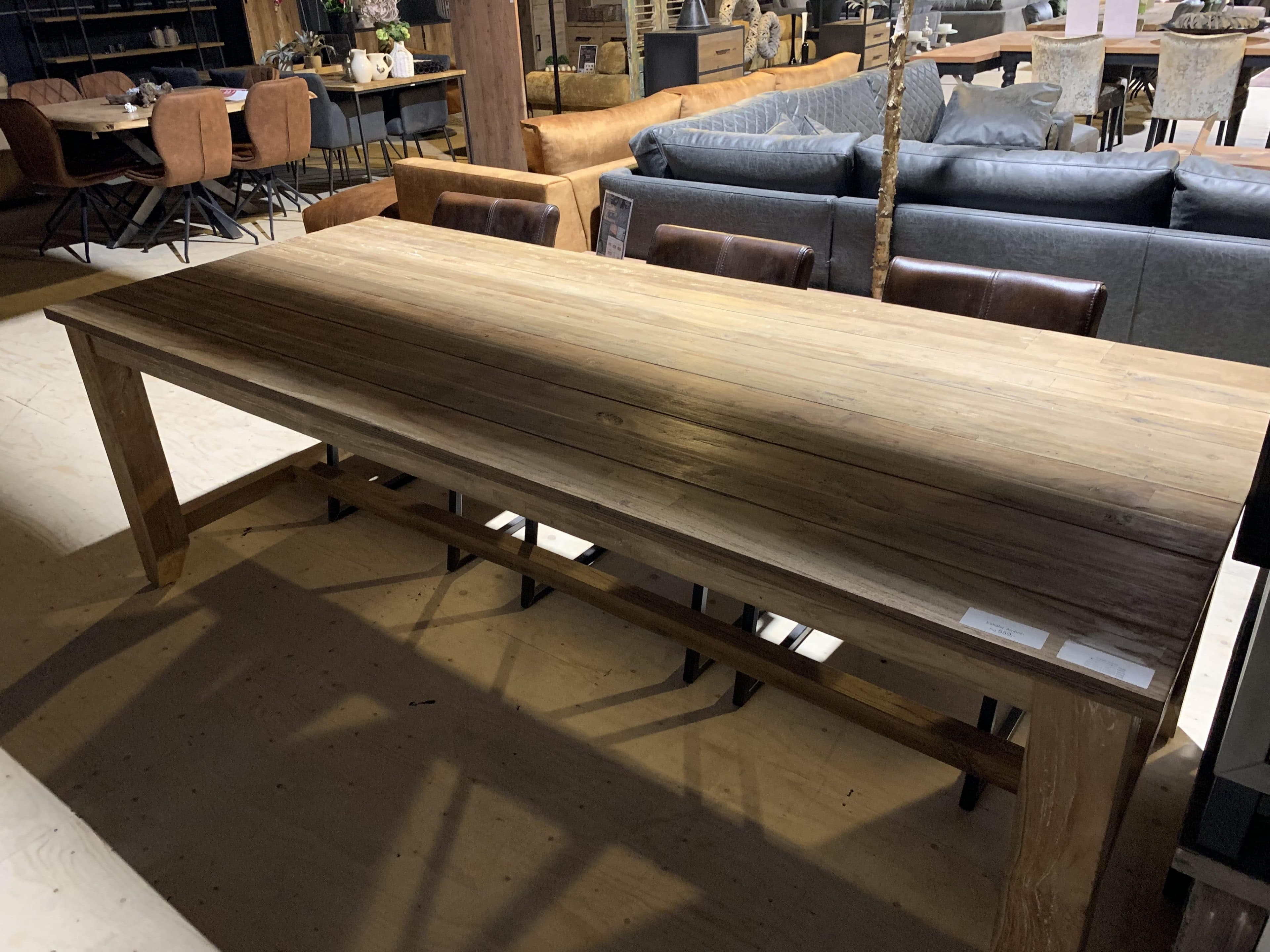 Showmodel Eettafel Arnhem 240 Cm
