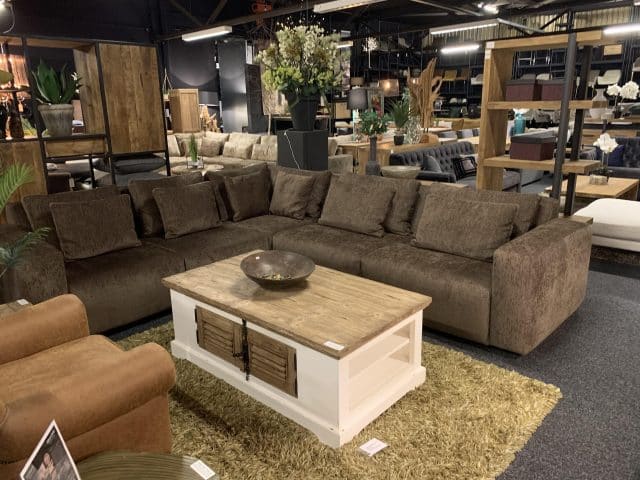 SHOWMODEL UrbanSofa Hoekbank Tommy