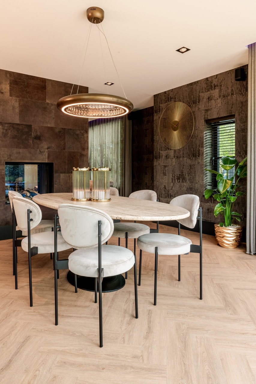 Richmond Interiors eettafel Hampton 230 cm ovaal travertin