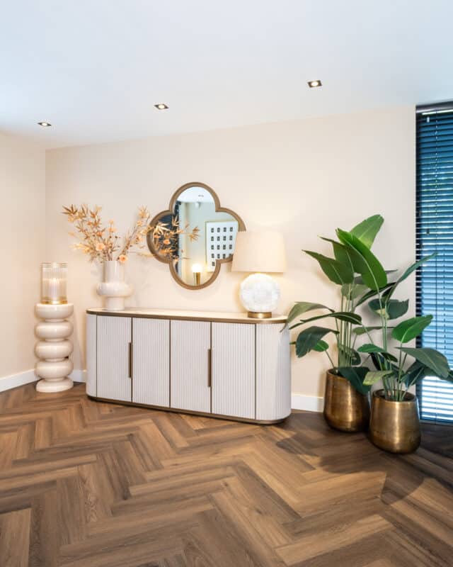 Richmond Interiors dressoir Tivoli 192x46x80 cm keramiek