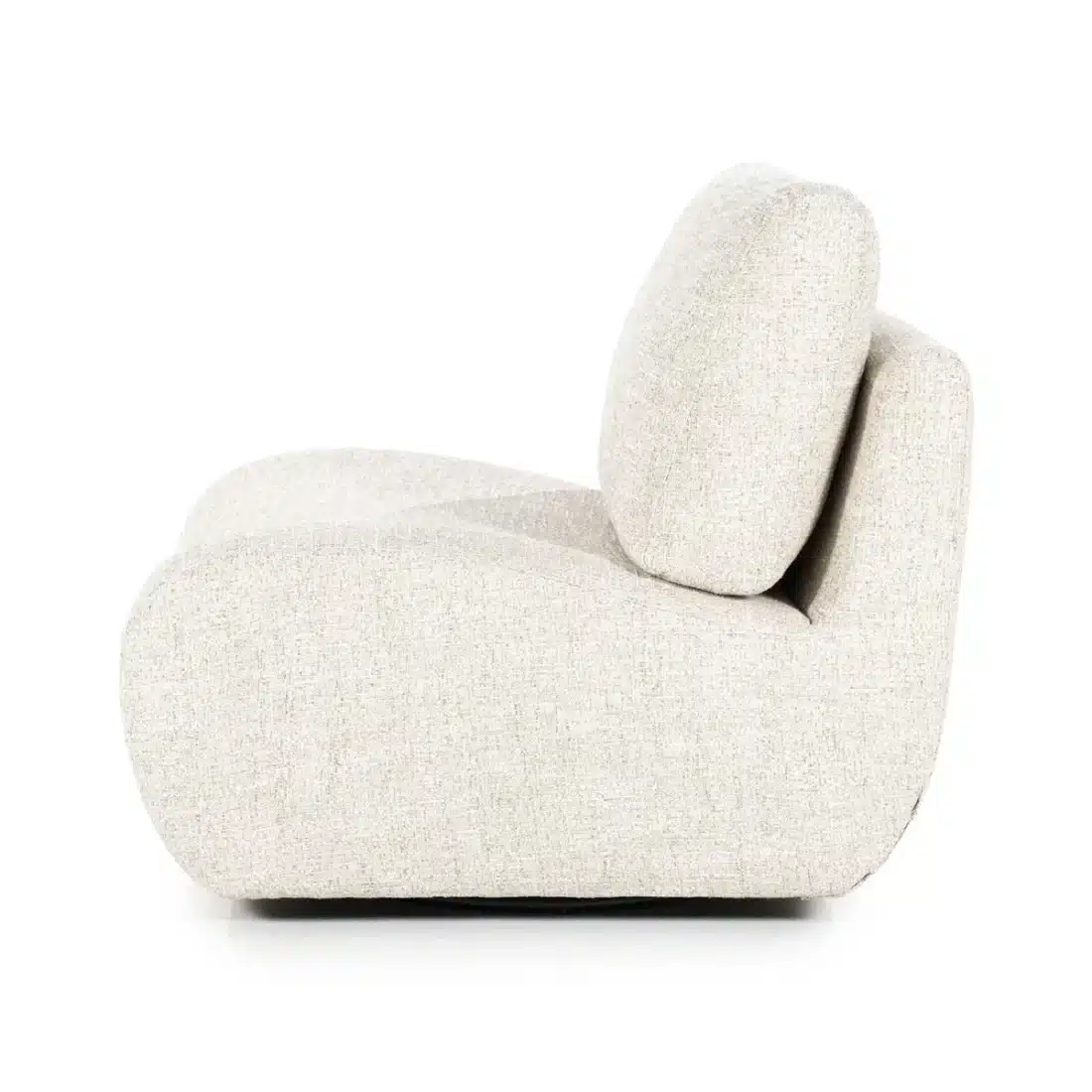 Zijkant Eleonora fauteuil Lucia beige