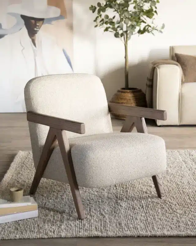 sfeerfoto Eleonora fauteuil Francis met arm beige