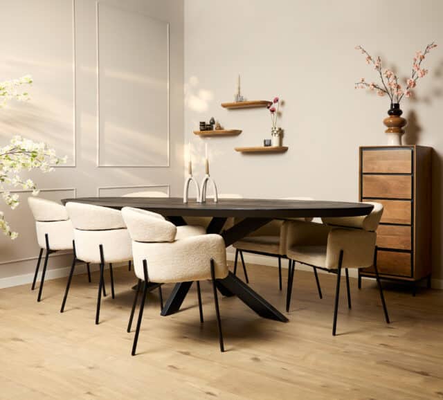 Starfurn Eettafel Brandy Black 240 Cm Ovaal