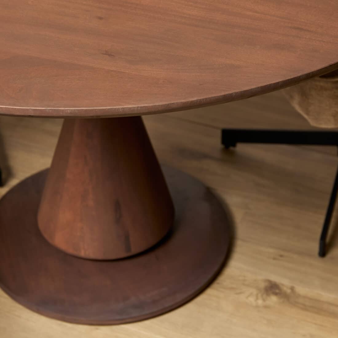 Starfurn Eettafel Lima Walnut 130 Cm Rond