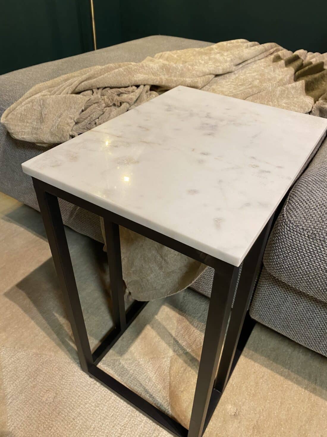 Starfurn Slider Nova White Marble