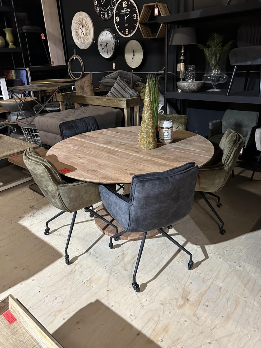 SHOWMODEL Tower Living set van 5 stuks armstoelen Saronno