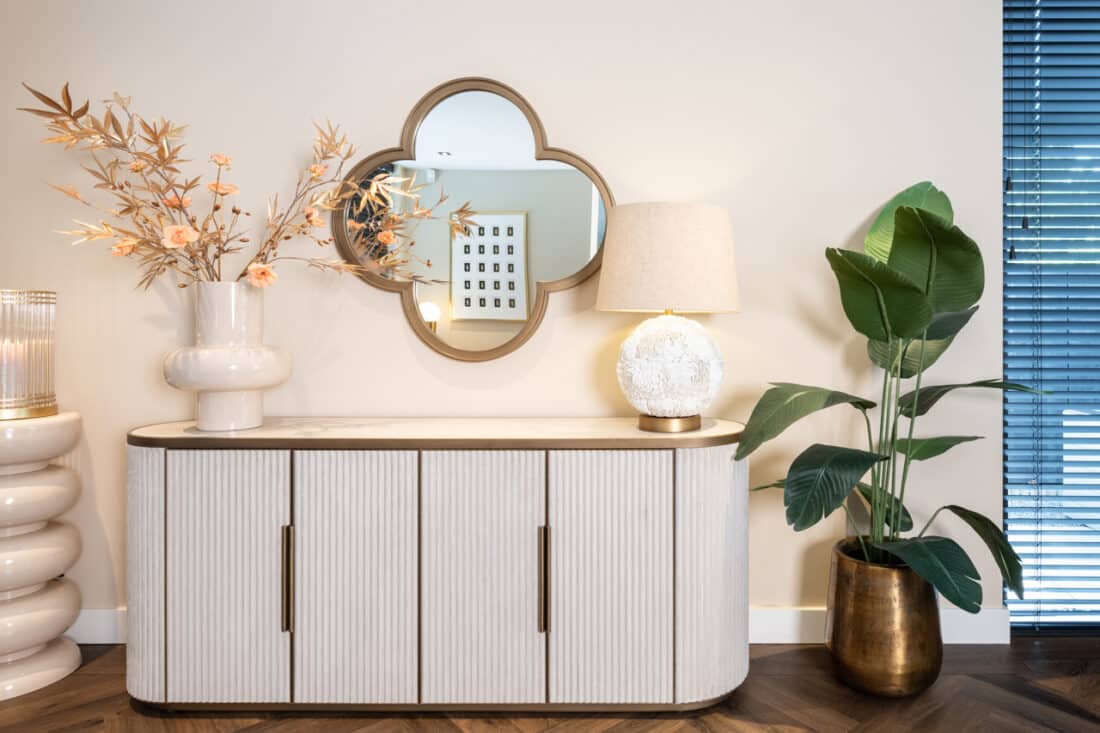 Richmond Interiors Tafellamp 45 7 215 45 7 215 67 7 Cm Jamie Metaal Richmond Interiors Tafellamp 45 7 215 45 7 215 67 7 Cm Jamie Metaal