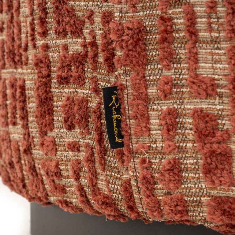 detailfoto Richmond Interiors poef Lexie 70Ø rood