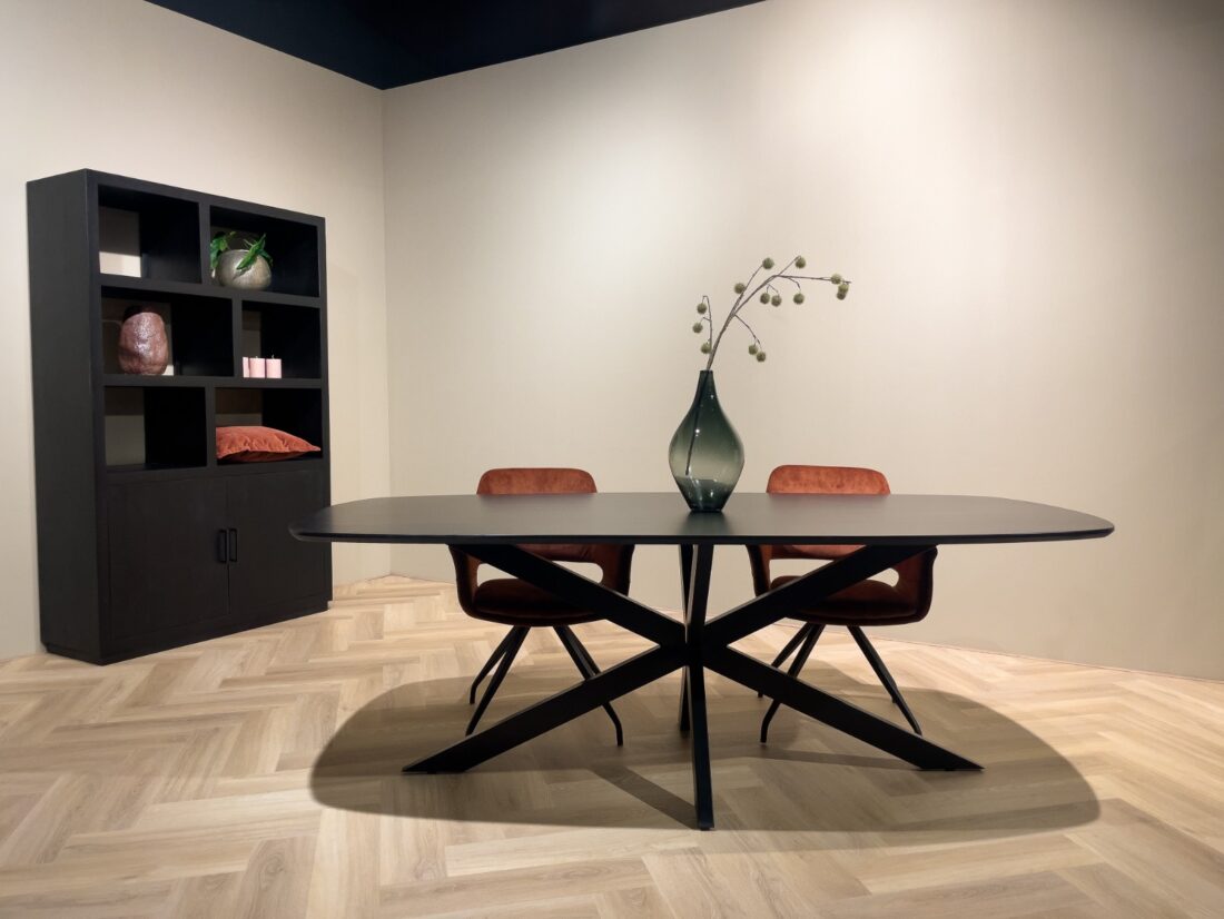 Livingfurn Eetkamertafels Jesper Danish Oval Black 230cm