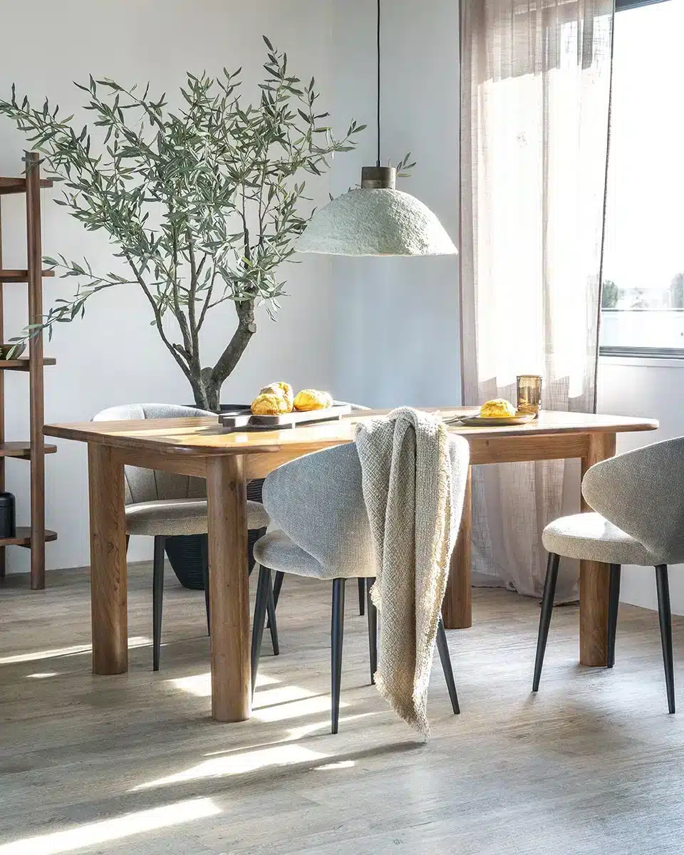 Eleonora eettafel Julian cm acacia