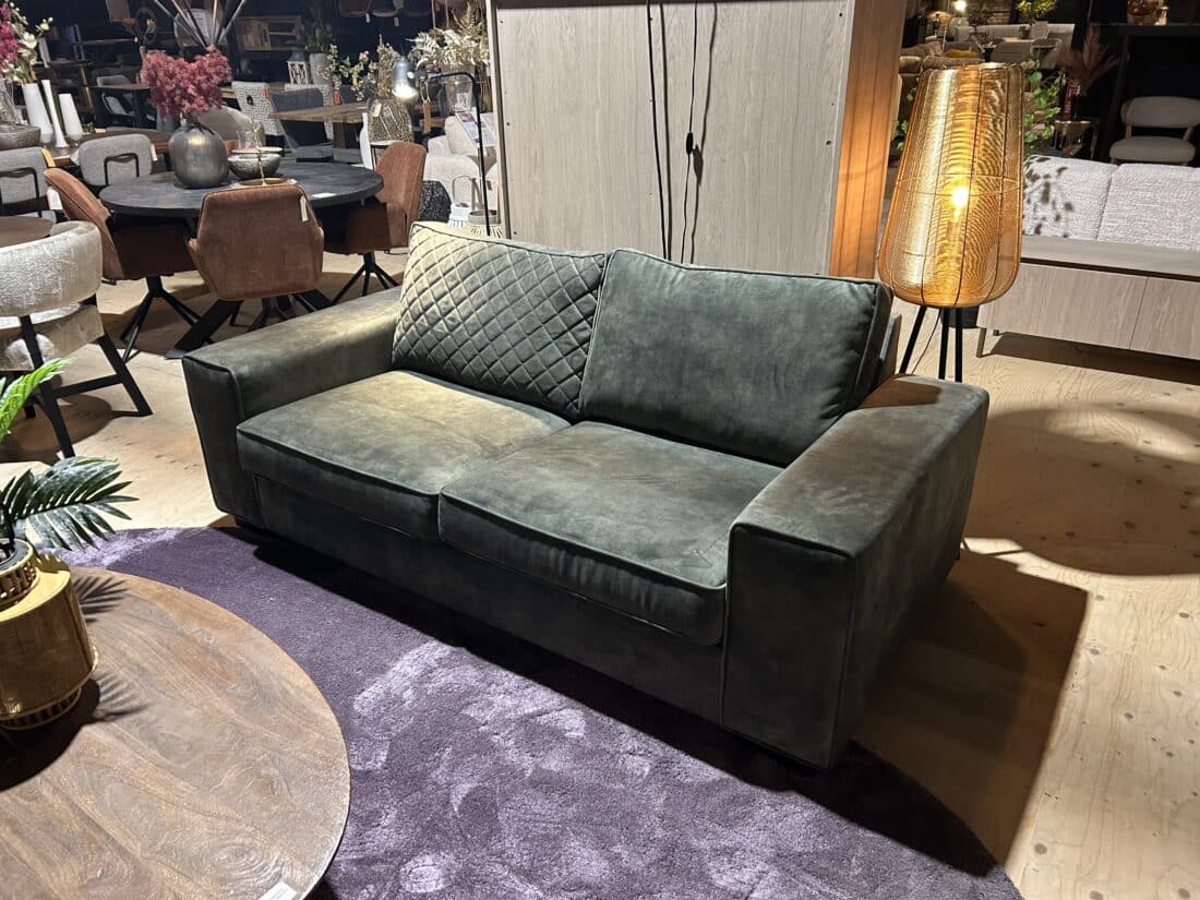 SHOWMODEL UrbanSofa 2,5 zitsbank Firenca Vienna Petrol SHOWMODEL UrbanSofa 2,5 zitsbank Firenca Vienna Petrol