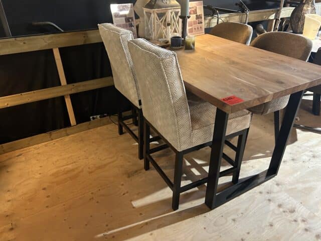 SHOWMODEL UrbanSofa barstoelen laag set van 2 Olav