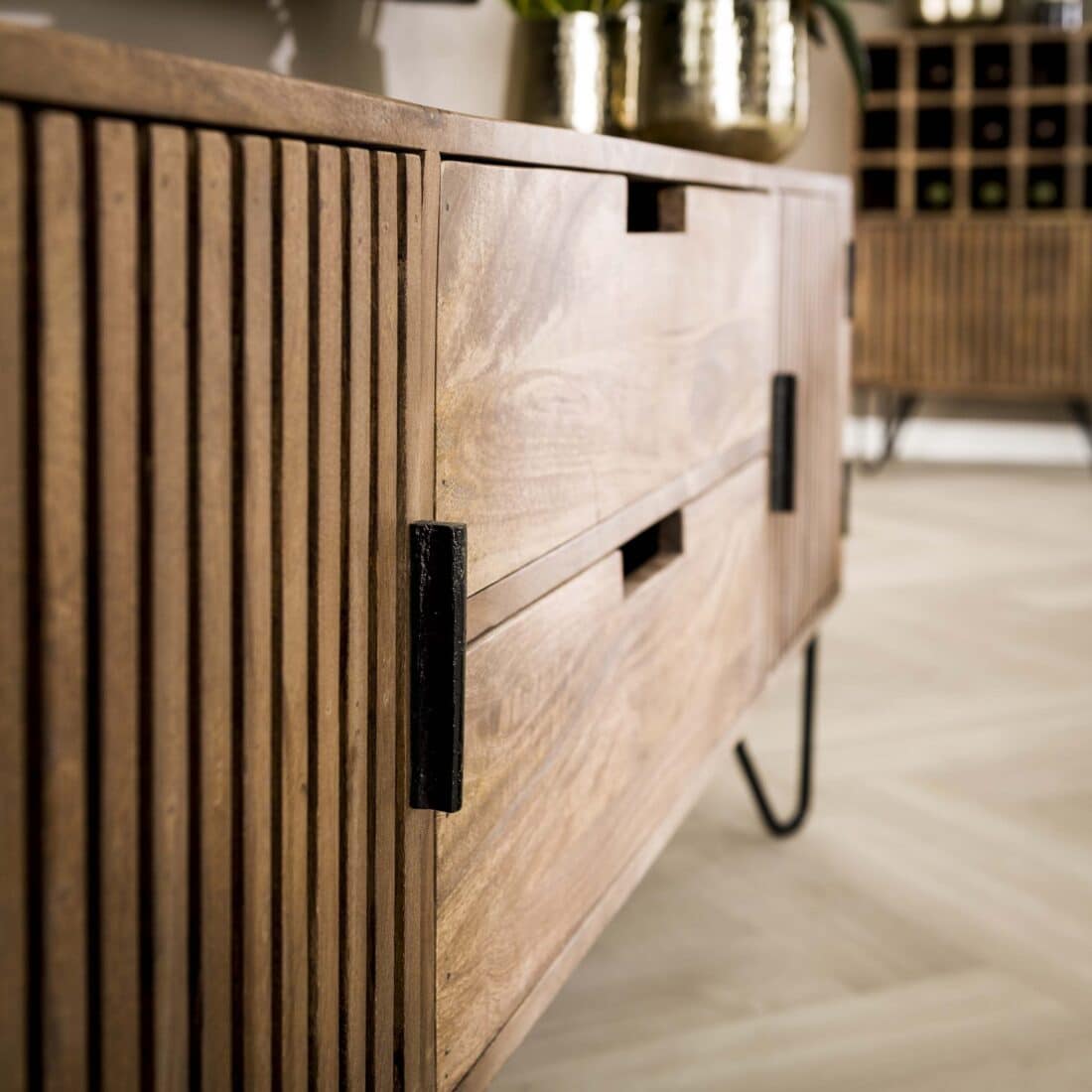 Zijlstra Tv Meubel Tweak 2 Lades 2 Deuren Massief Mango Zand